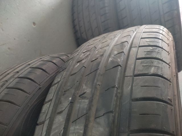 neumáticos 215/60R16. 95V