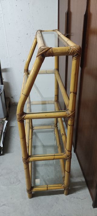 estanterías bajas bambú