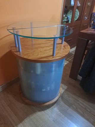 mesa auxiliar botellero