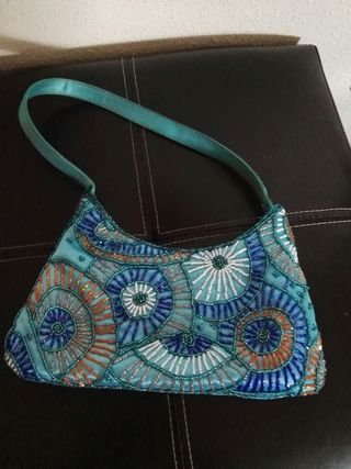 bolso azul bordado de fiesta
