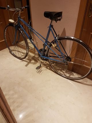 Bicicleta    Orbea   funcionando.