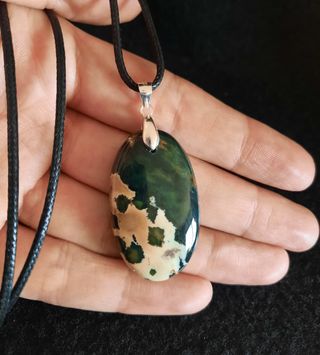 Colgante de Jaspe Orbicular y Plata de Ley.