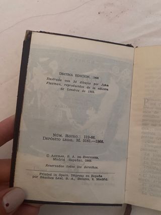 Libro miniatura Colección Crisol 141 (1966)