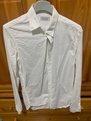 Camisa de Zara.