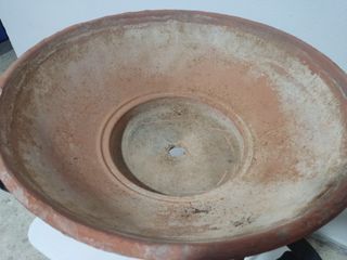 maceta con pie de forja