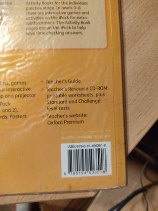 Libro Oxford ROOFTOPS