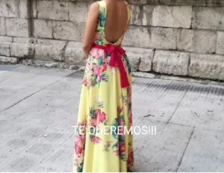 vestido amarillo con flores
