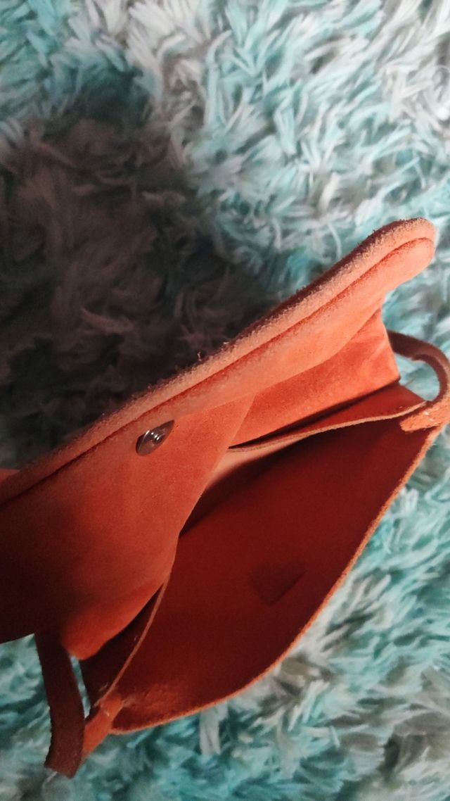 Pequeño bolso naranja