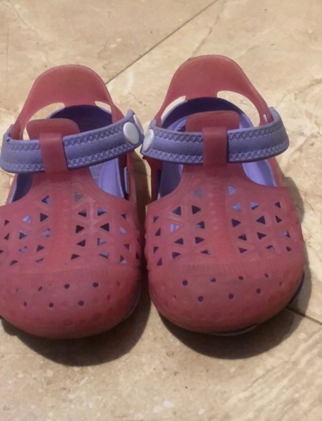 Cangrejeras/chanclas para niños