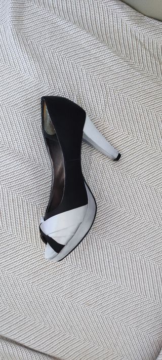 Zapato plata y negro n°37
