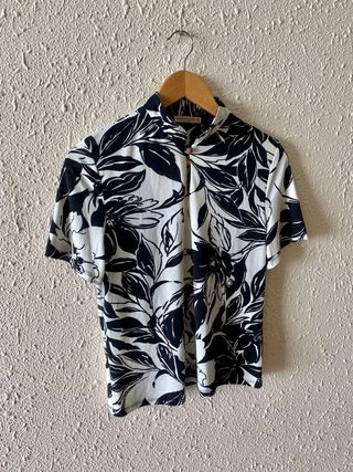 Nuevo top floral cuello mao Cappuccini talla L