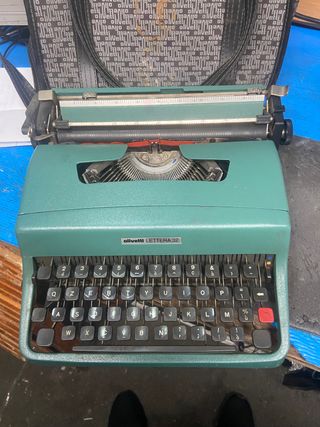 Macchina per scrivere Olivetti 