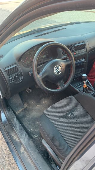 Volkswagen Golf 2003
