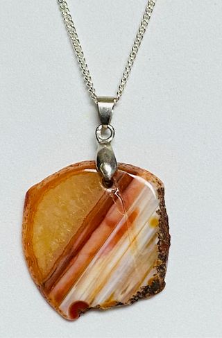 Colgante con agata naranja y cadena plata ley 925