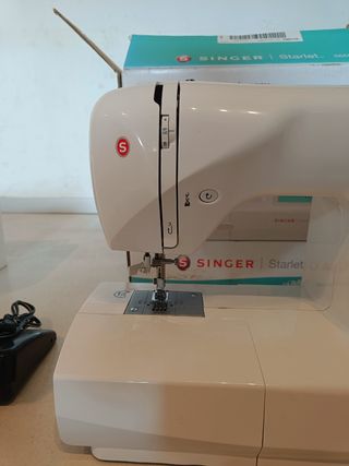 Maquina de Coser Singer Starlet