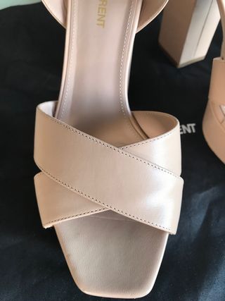 Zapatos Yves Saint Laurent