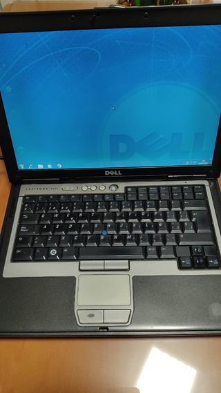 Lote 2 portátiles: HP y Dell funcionando.