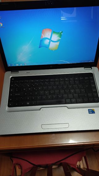 Lote 2 portátiles: HP y Dell funcionando.