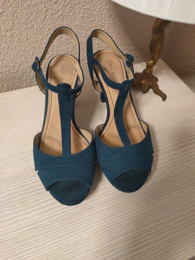 sandalia azulón ante