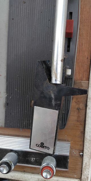 Tocadiscos Antiguo en Maleta Cosmo 751, reparar