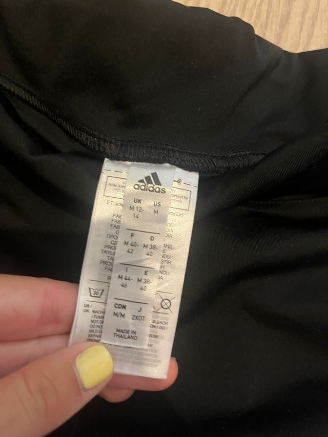 Mallas negras y azules