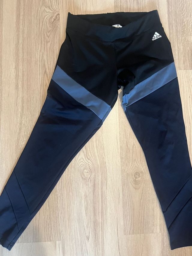 Mallas negras y azules