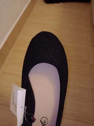 NUEVAS,con la etiqueta aún.