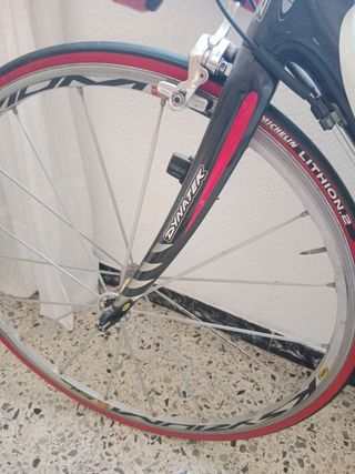 bicicleta carbono. Carretera