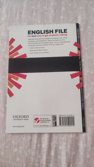 Libro de inglés. English File.