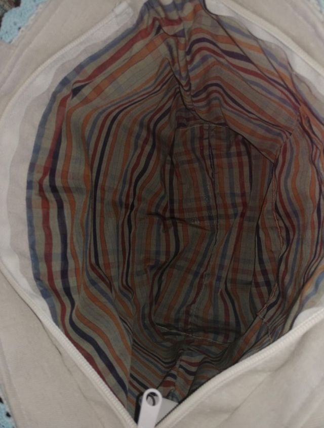 Borsa fatta a mano all'uncinetto