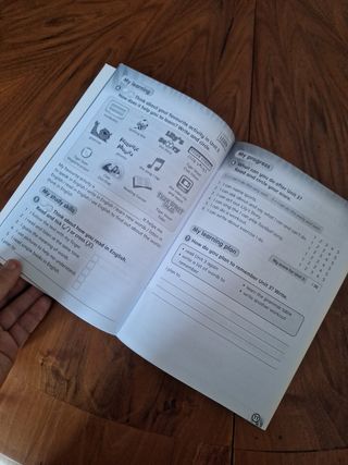 Libro de Ingles progress journal 3 primaria