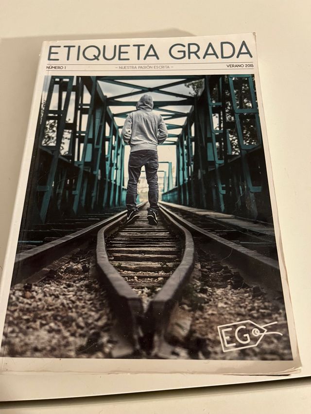 Etiqueta grada 3 libros