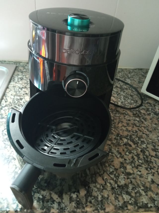 Freidora de Aire Cecotec, 2,5L