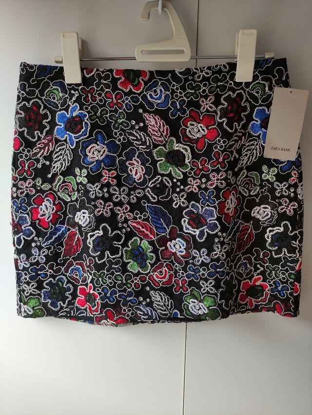 Falda Nueva Zara
