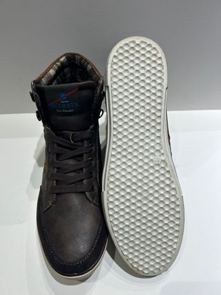 Botin, talla 41.