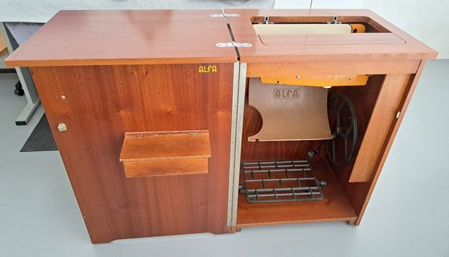 Máquina de coser Alfa 1680