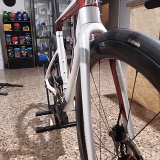 BH ULTRALIGHT ULTEGRA DI2  PESO 6.950 GR