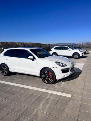 Porsche Cayenne 2012