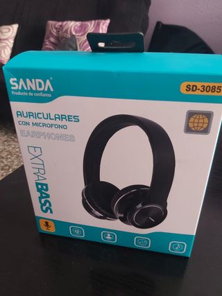 Auriculares marca Sanda