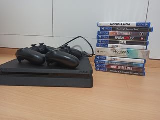 PlayStation 4 slim/ PS4 con dos mandos + 11 juegos