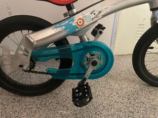 Bicicleta infantil + ¡Regalo!