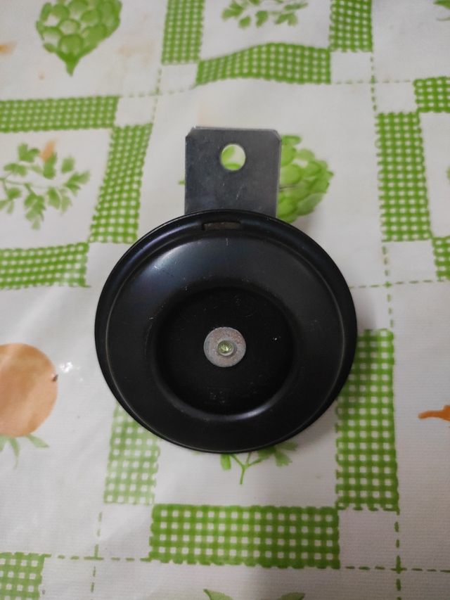 Claxon leonelli de 12 voltios