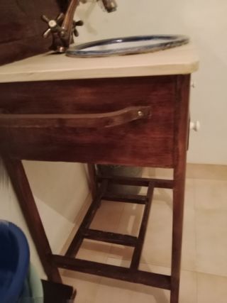 Mueble lavabo antiguo