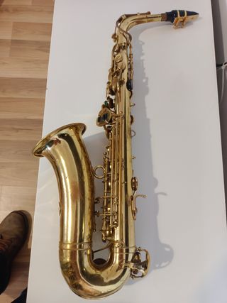 Saxo alto yanagisawa , sonido espectacular.
