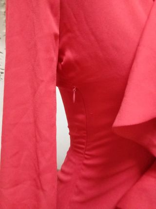 Vestido rojo claro con ribete frontal, talla S