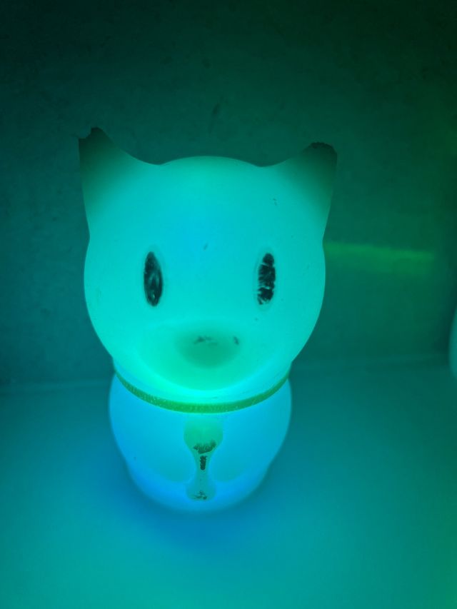 Lámpara gato nocturna