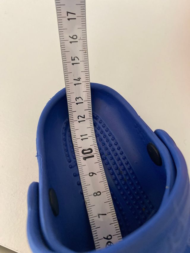 Crocs niño unisex nuevas en azul claro c4/5 t20-21