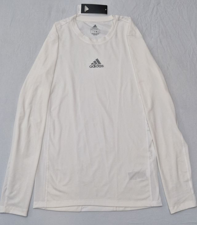 Camiseta Técnica Adidas Techfit Top Long Sleeve.