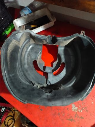 Tapa guardapolvo horquilla,majesty 125