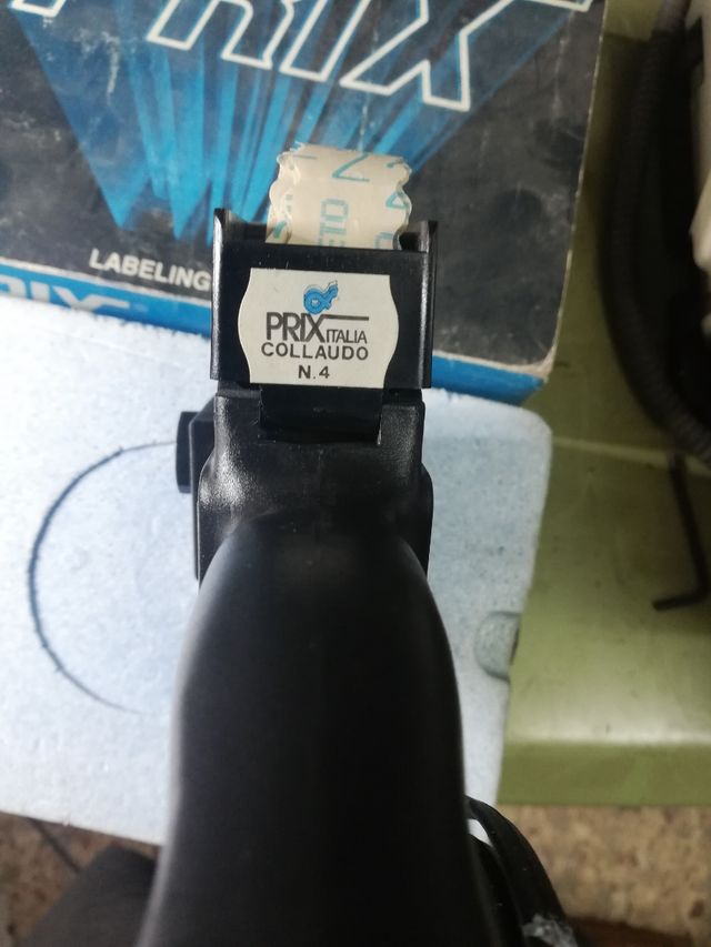 Se venda máquina de etiquetar